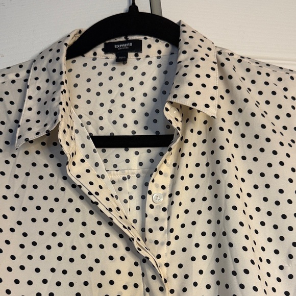 Express Portofino Black and Cream Polka Dot Blouse size S - Picture 3 of 8